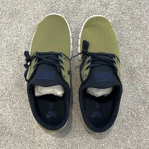 NEW Nike Janoski Max